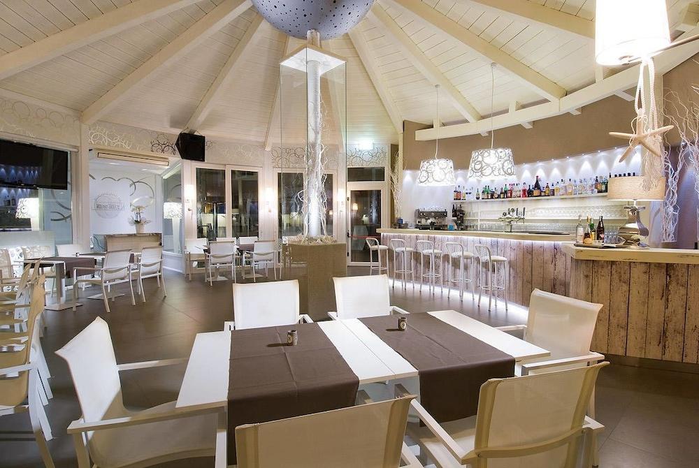 Hotel Pacific กัตตอลิกา ภายนอก รูปภาพ