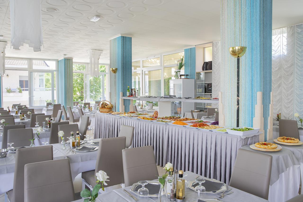 Hotel Pacific กัตตอลิกา ภายนอก รูปภาพ